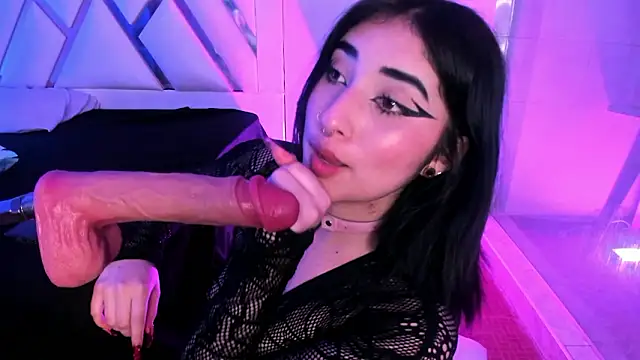 KattEngel's Live XXX Chat