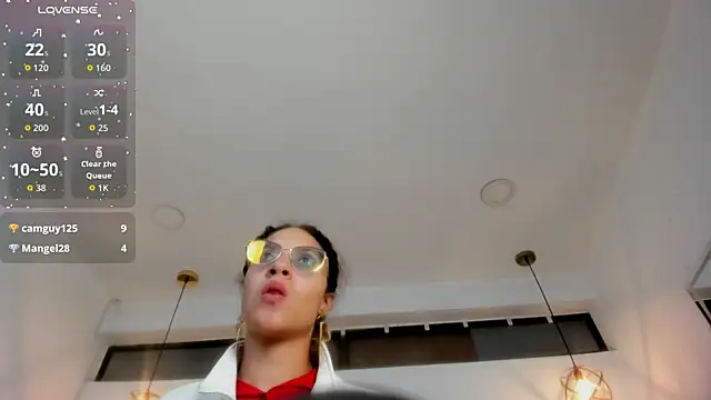 Hanna_Cornee_'s Live XXX Chat