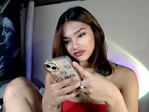 itsmekarinaaa's Webcam Show