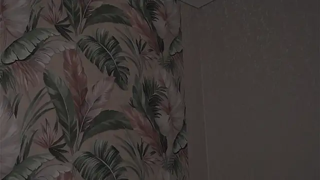 MarlinVarian's Live XXX Chat