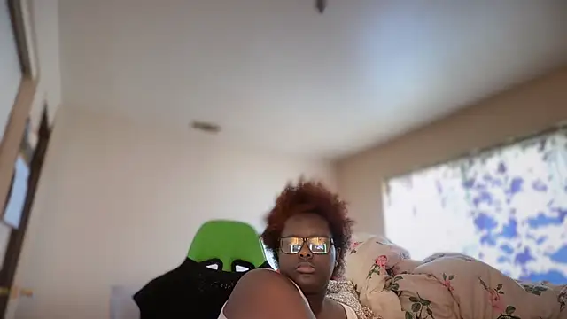 -Yagurlwest Live XXX-Chat