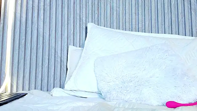 alahia_betancurx élő XXX-chatje