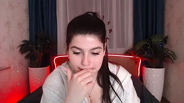 KisaModel 在線直播表演