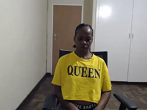 QUEENMANDYY 라이브 XXX 채팅