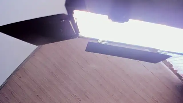 miku_st élő XXX-chatje