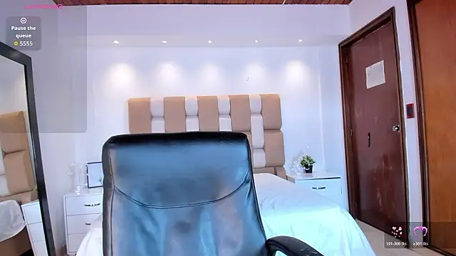 IsabellaaJoness live XXX chat