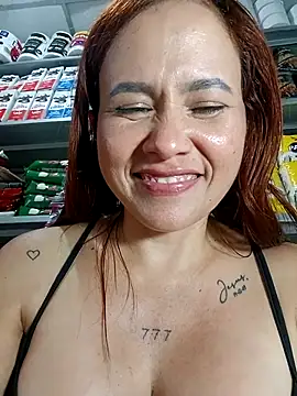 Queen_lorena élő XXX-chatje