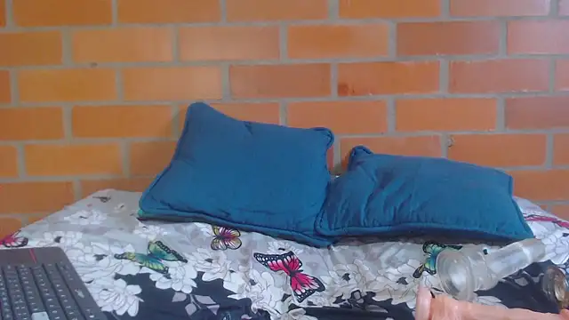 Montserrat_Jay's Live XXX Chat