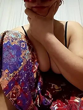 Melekyaraksever2545's Webcam Show