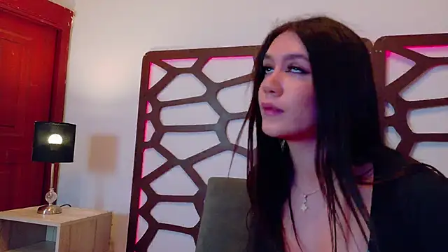 Chatroom XXX en direct de kloe_bella