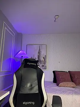 HoneyMollyX: онлайн-секс-чат