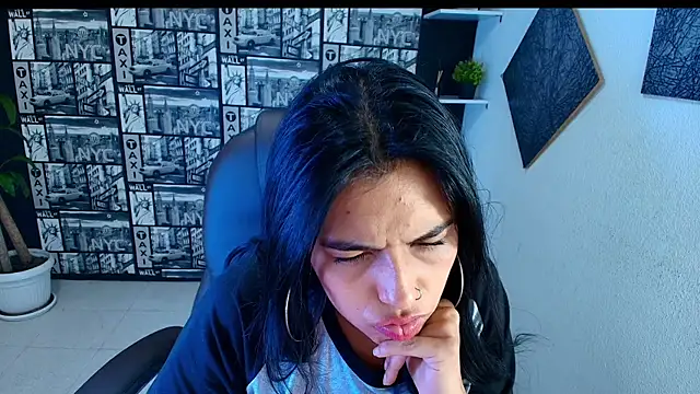 Sub_Scarlett's Live XXX Chat