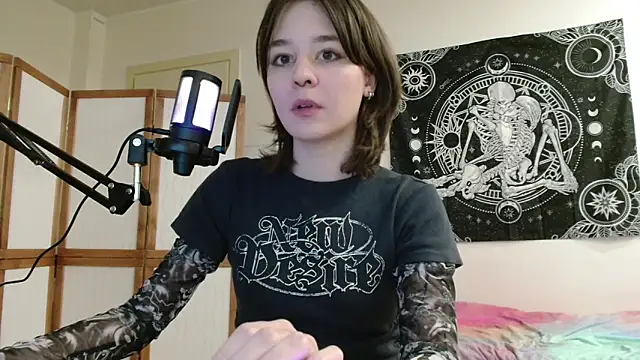 Mysterious_Toy élő XXX-chatje