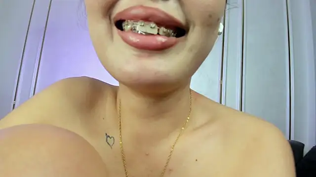 lilaasian's Live XXX Chat