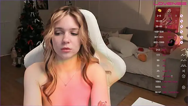 Frau_Lina élő XXX-chatje