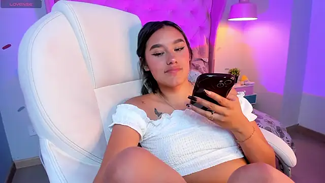 _Sophie__miller: απευθείας συνομιλία ΧΧΧ