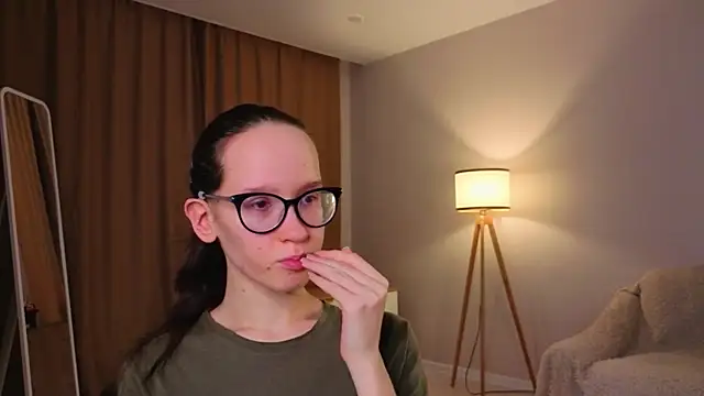 Chatroom XXX en direct de BettyBrowni