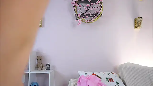 SunnivaCovil's Live XXX Chat