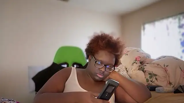 -YagurlwestのライブXXXチャット