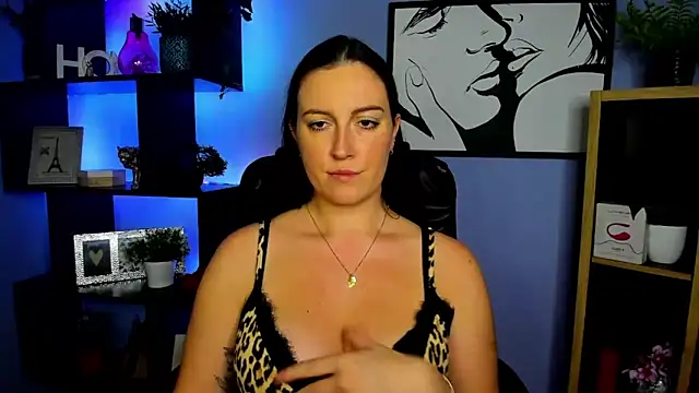 FUN_AMI élő XXX-chatje