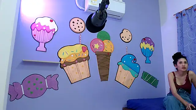 skinnykalitzo18's Live XXX Chat