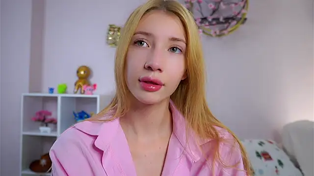 Онлайн чат XXX SunnivaCovil