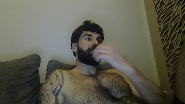 Verycutex Adlı Modelin Canlı XXX Sohbeti