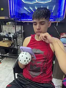 Pertunjukan Kamera Web Johan_stick