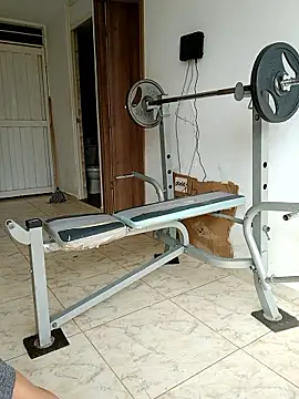 LEIRIS_Y_FRED_01: διαδικτυακό σόου στην κάμερα