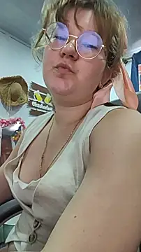 HunnyyLove: απευθείας συνομιλία ΧΧΧ