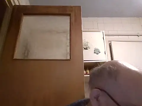 mariusica1@xh Adlı Modelin Canlı XXX Sohbeti