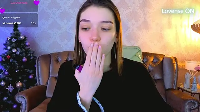 Cherry_Wipe: διαδικτυακό σόου στην κάμερα