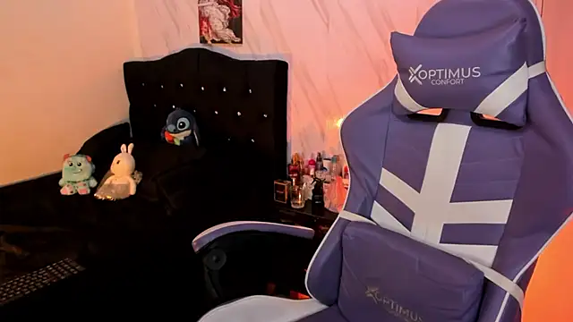 BunnyLola2 即時 XXX 聊天