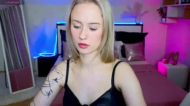 SashaBrooks' Live XXX Chat