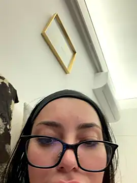 MyaSplash's Webcam Show