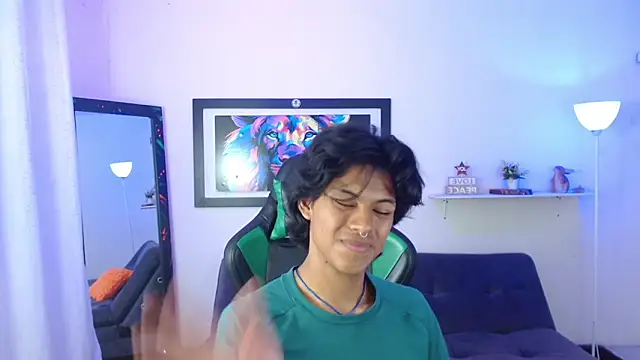 dreyk20 Adlı Modelin Canlı XXX Sohbeti