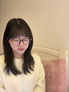 Ella-AAAAA's Live XXX Chat