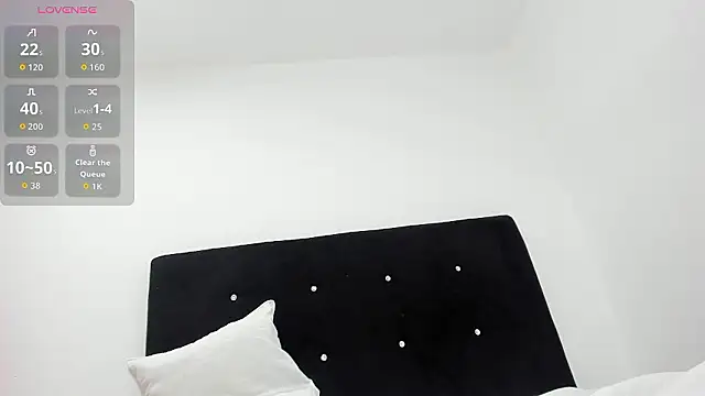 RoxanaBorns_'s Live XXX Chat