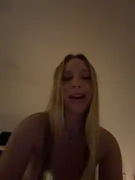 Онлайн чат XXX bbysonia