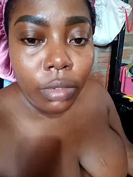 nani_will: διαδικτυακό σόου στην κάμερα