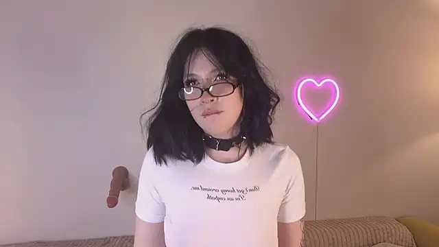 monarika's Live XXX Chat