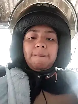 Chat XXX en directo de NoaBaker