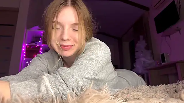 Chatroom XXX en direct de FruityXo