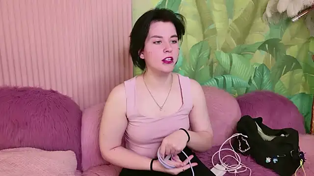 Онлайн чат XXX Milana_Cold