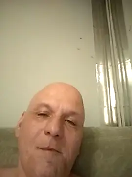 Daniel_Kingstar Chat XXX in diretta