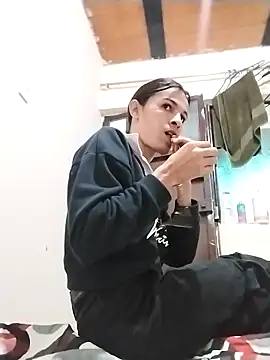 Aisha_hotts777 Show in webcam