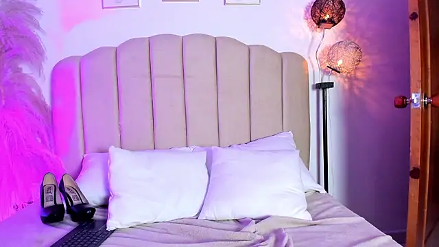 _aithanaa_ élő XXX-chatje