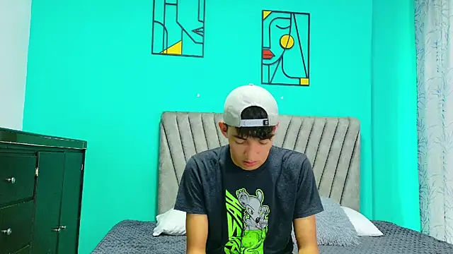 Maikol_Ortiz 现场XXX聊天