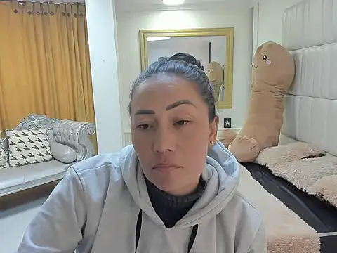 gaby_trent 现场XXX聊天