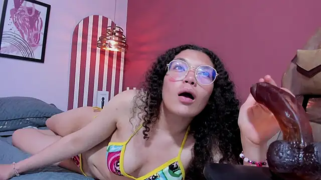 Chat XXX en directo de SweetStarr_